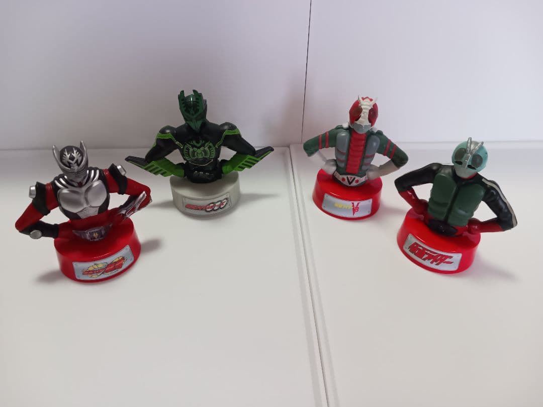 仮面ライダー　フィギュア