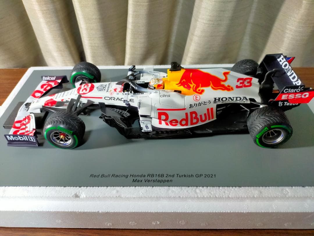 SPARK レッドブル ホンダ RB16B トルコ 1/18 ありがとう号
