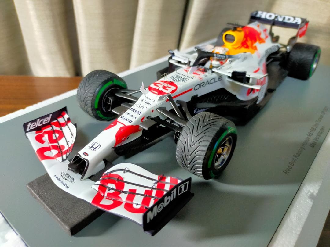 SPARK レッドブル ホンダ RB16B トルコ 1/18 ありがとう号