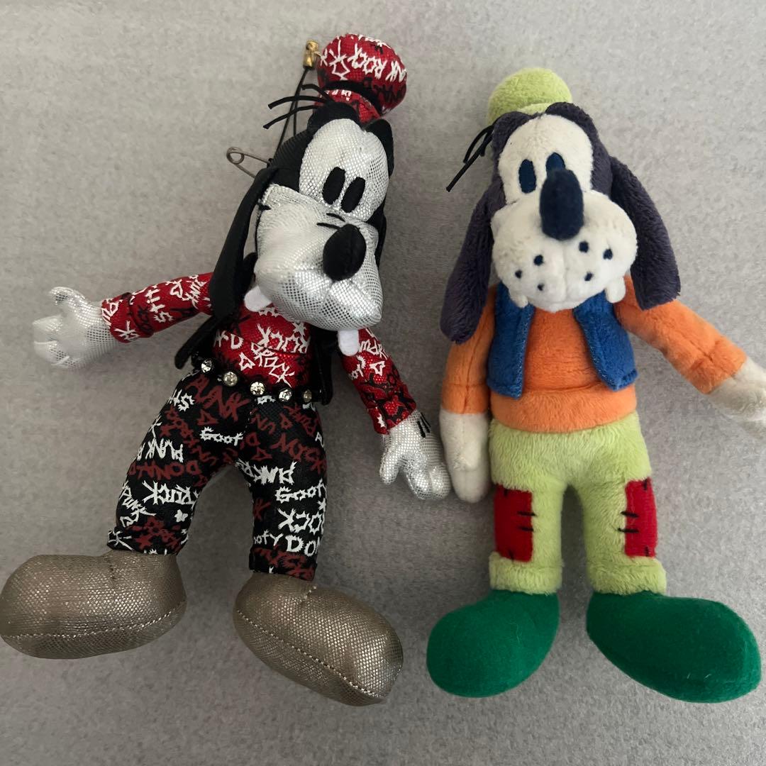 グーフィーぬいぐるみバッジ　マックスぬいぐるみバッジ2体　　　　まとめ売り