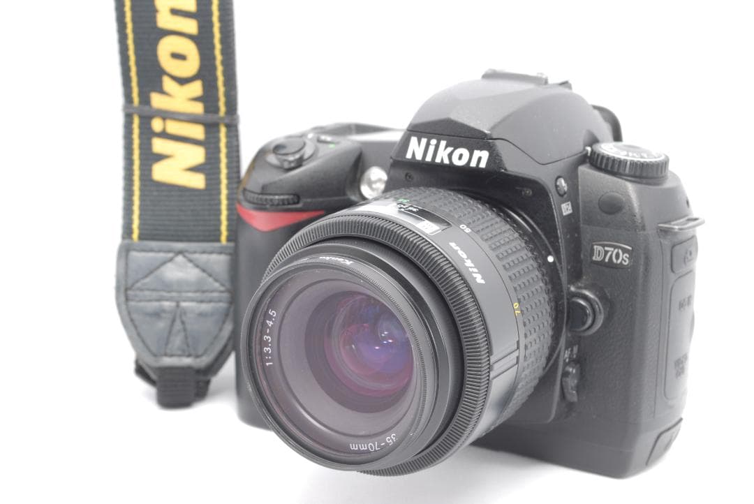 ✨CFカード付✨Nikon D70S✨バッテリー2個✨一眼レフ✨すぐに使える✨