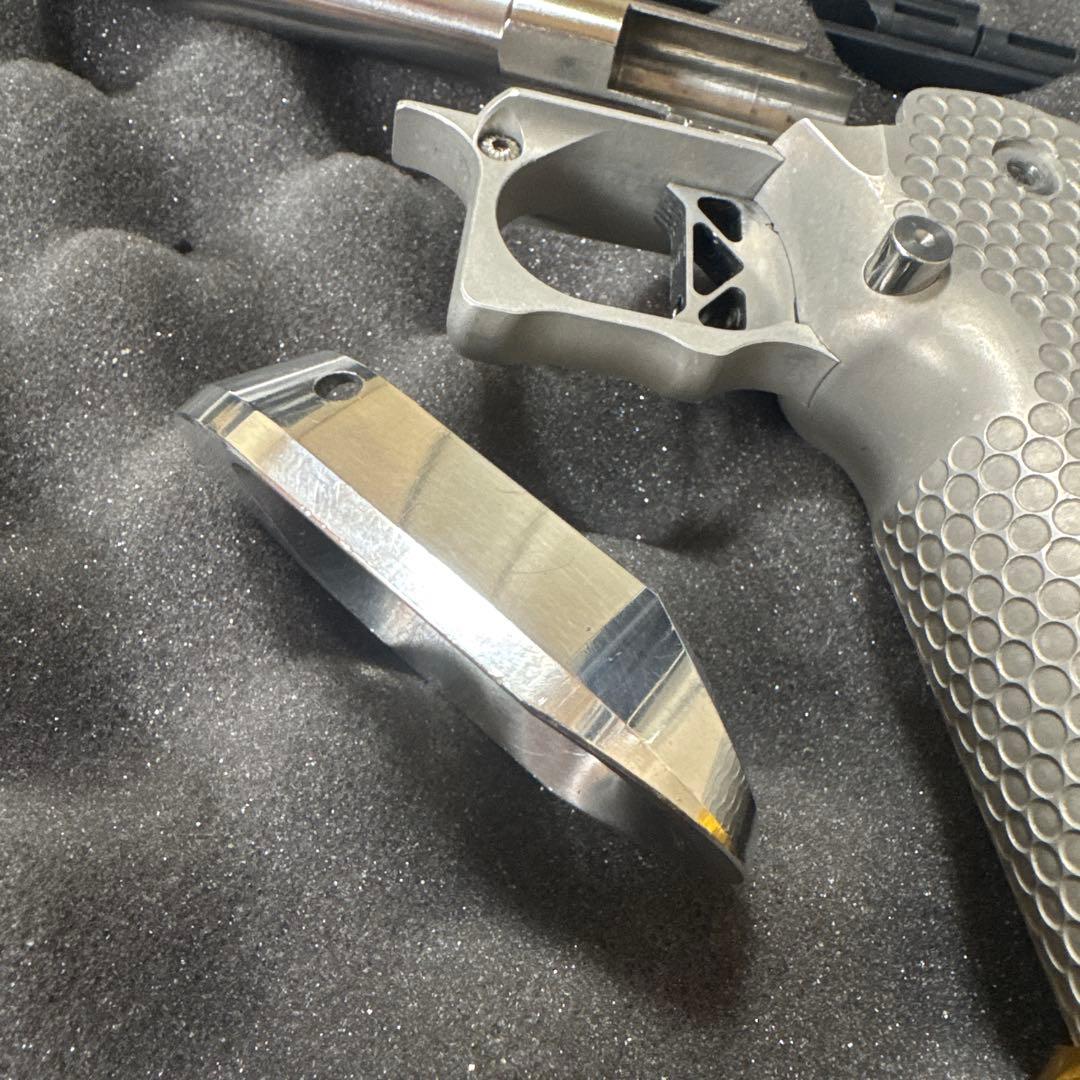 マルイ ハイキャパ用 グリップ1式、マグウェル、アウターバレル