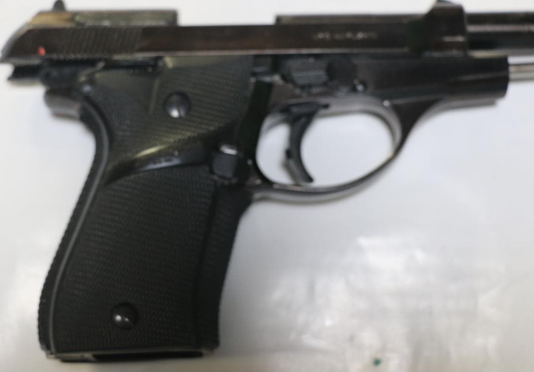 希少！マルシン工業製ABS樹脂製モデルガン ベレッタＭ８４ 消音器　合法品未発火