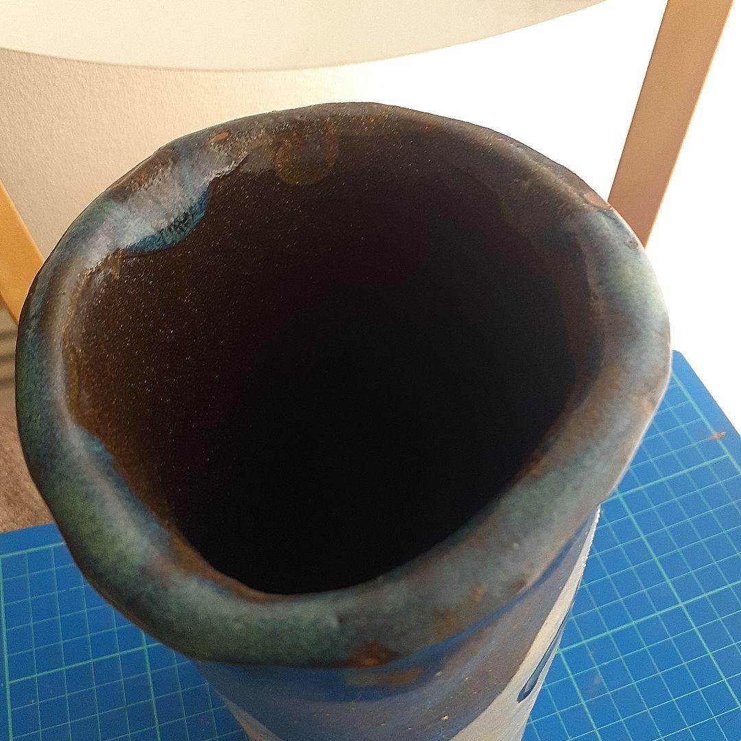 やちむん宮城須美子さん作品花瓶　珍しい絵付け