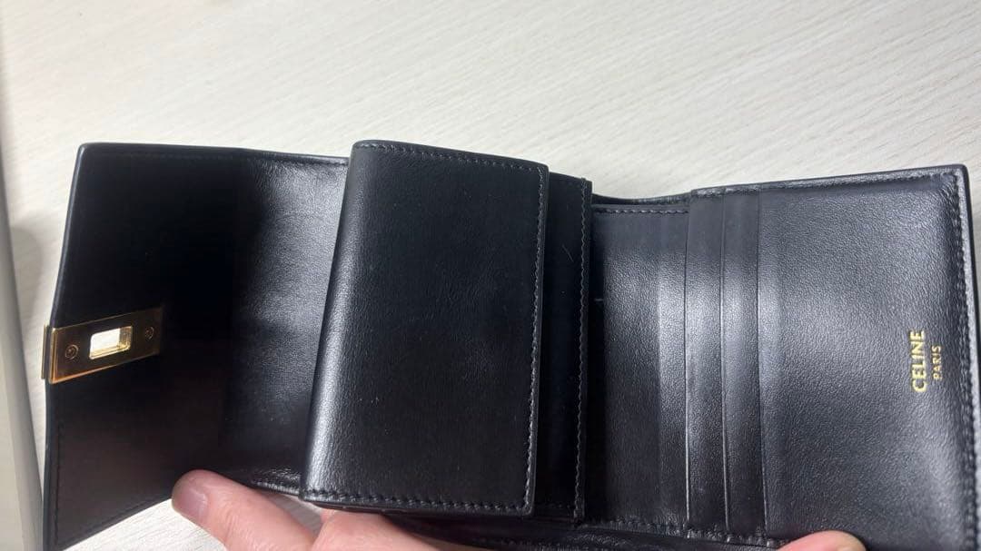 Celine 黒 レザー 三つ折り財布