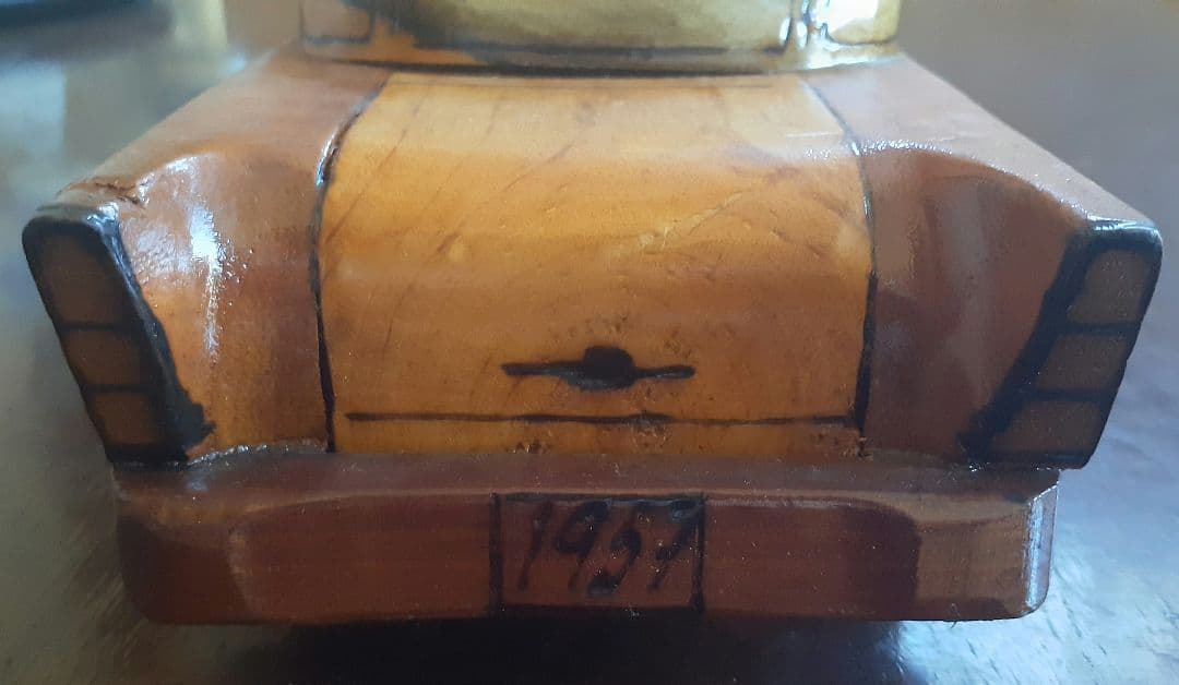 BUICK 木製クラシックカー 1957　ビュイック　キューバ