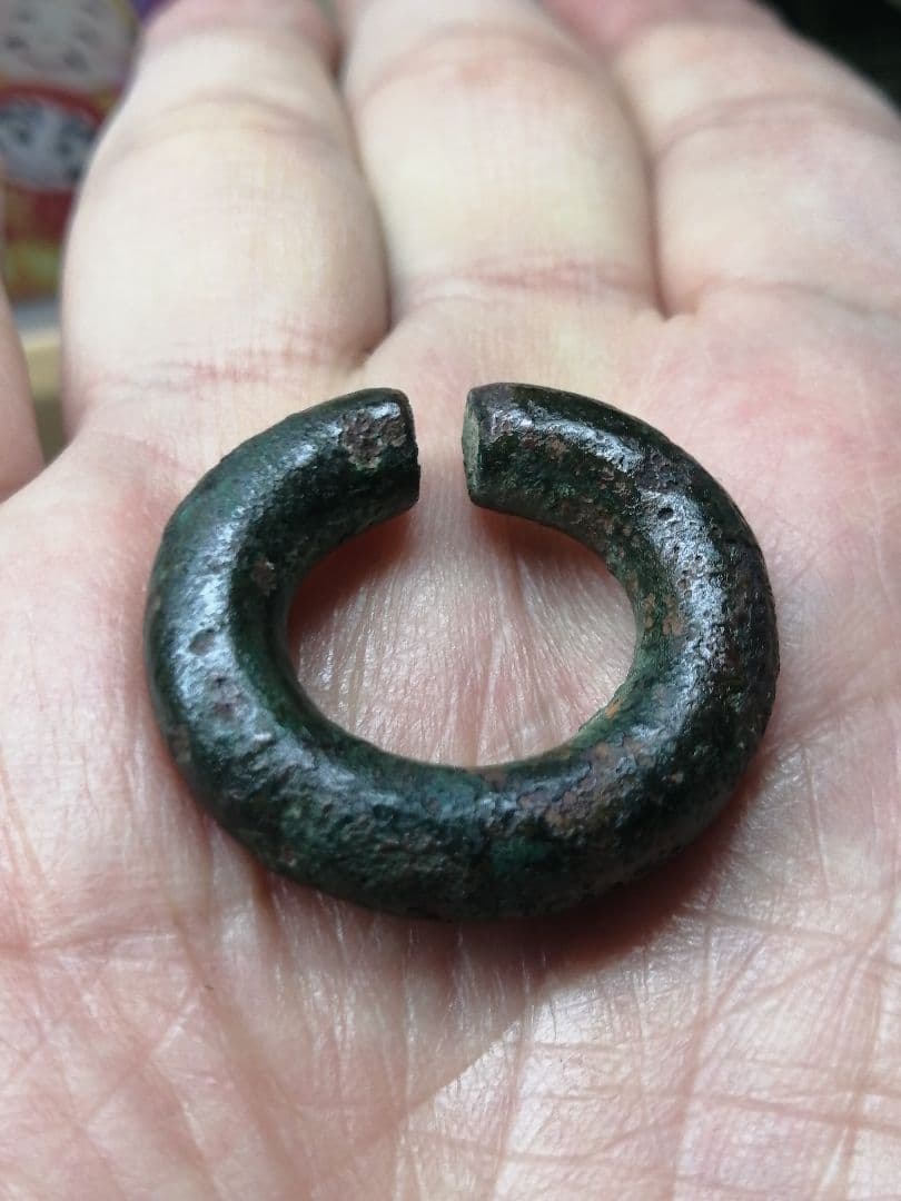 ★【古墳期】『高麗青銅耳環』　　二対。本物　古墳よりの発掘品です。