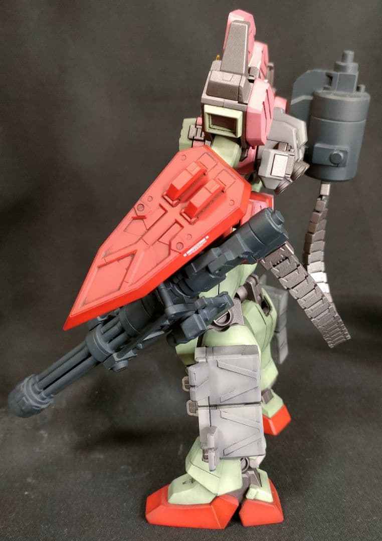 ガンプラ 塗装済完成品 MG 1/100 ガンダムヘビーアームズ EW