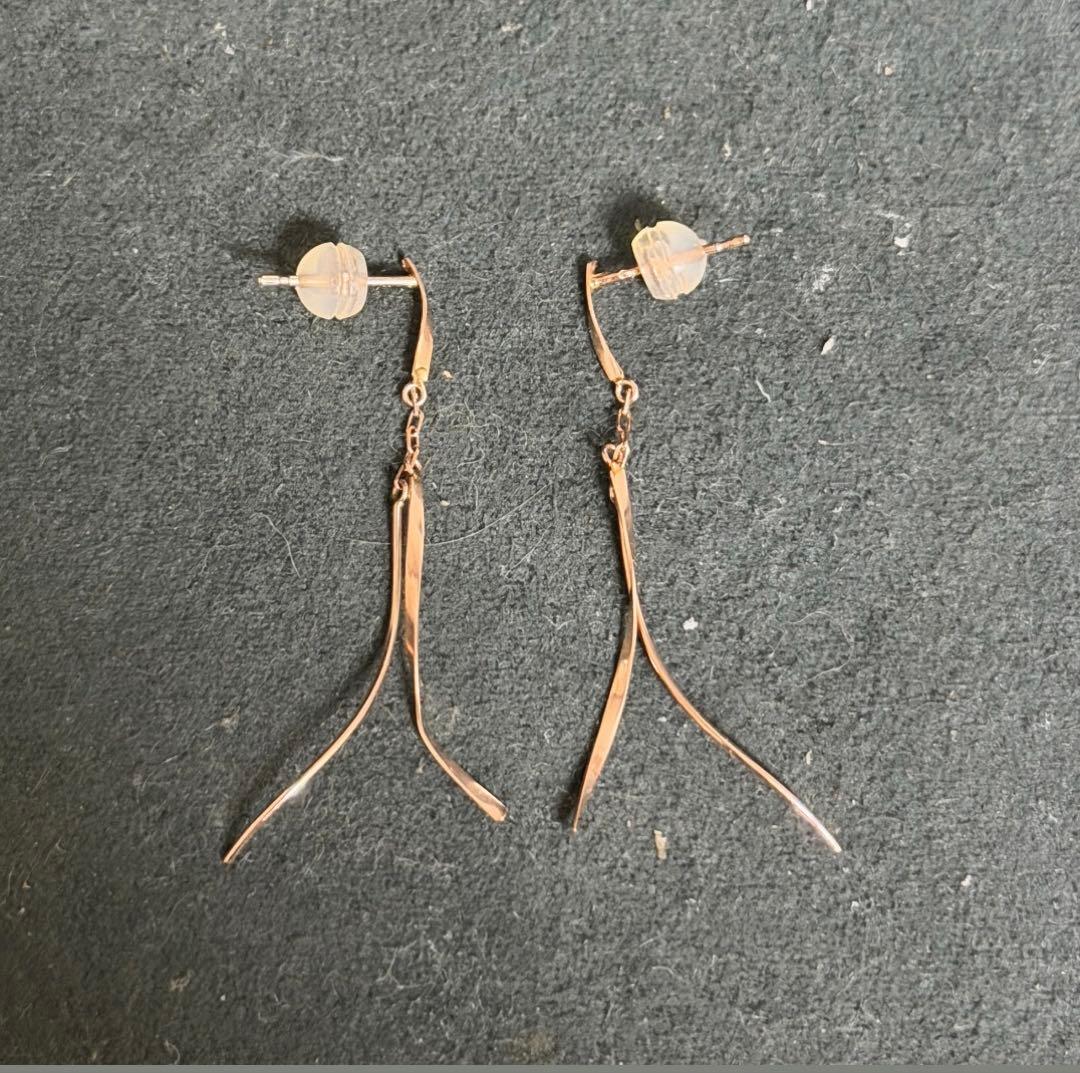 カナル ４℃ ピアス k10 ウェーブ