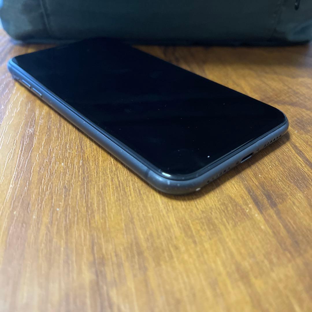 iPhone 11 256GB（SIMフリー）レザーケース付き