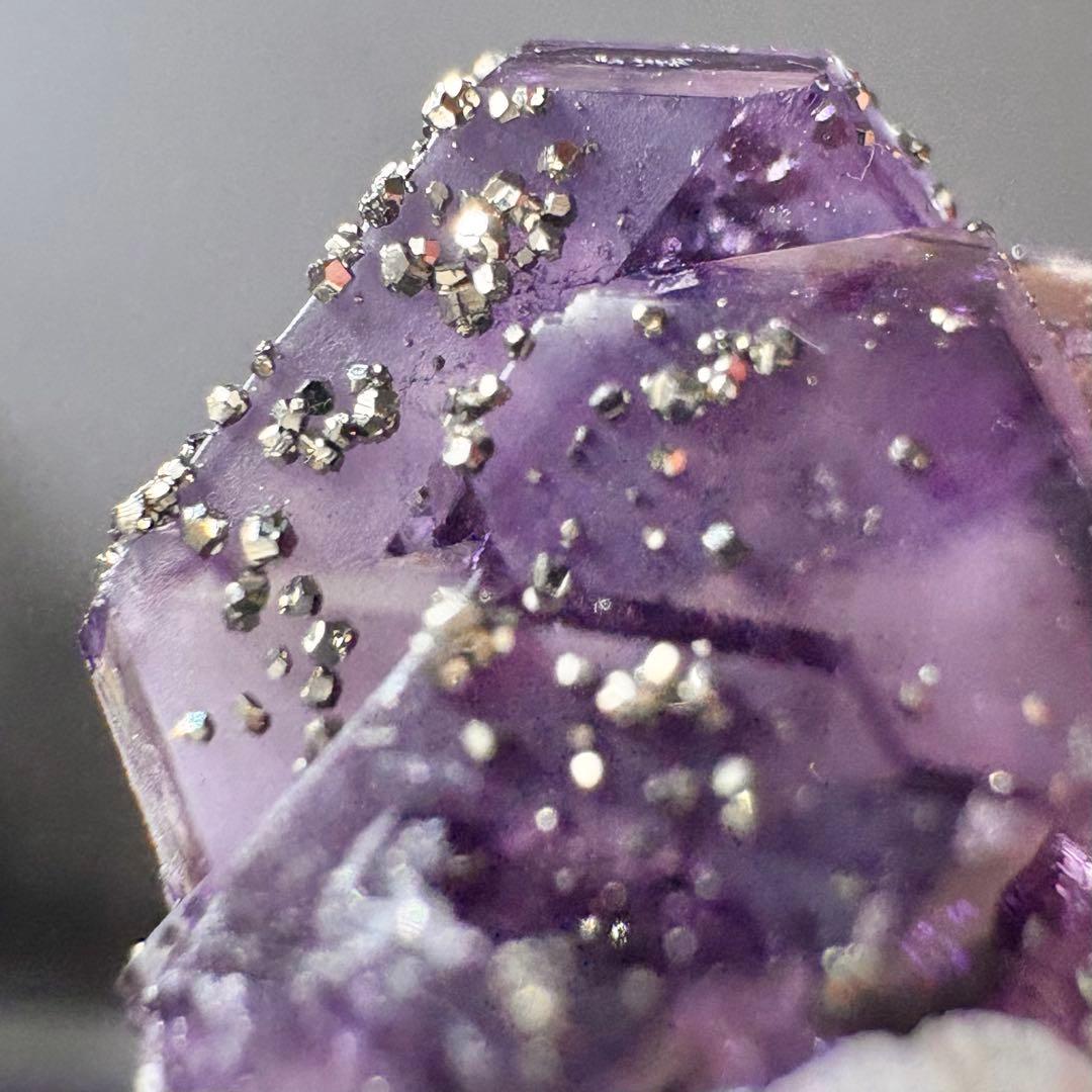 561 中国 内モンゴル産 フローライト&パイライト