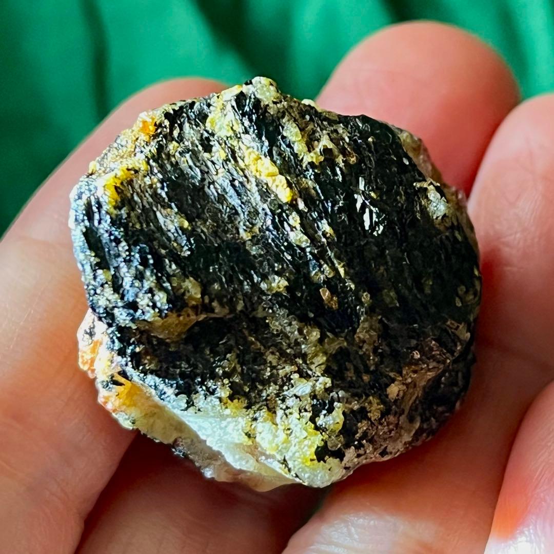 希少 巨大 レッドジルコン 166.55ct 宝石 原石 ジルコン 鉱物 天然石