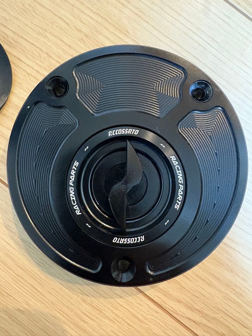 ACCOSSATO アルミタンクキャップ Ver.4 YAMAHA用