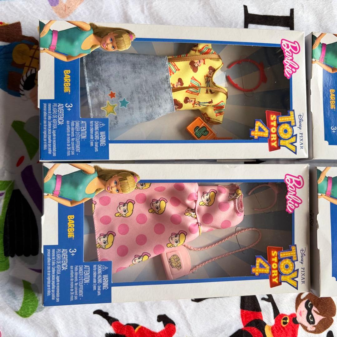 バービー トイ・ストーリー4 衣装セット アウトフィット Barbie 4着