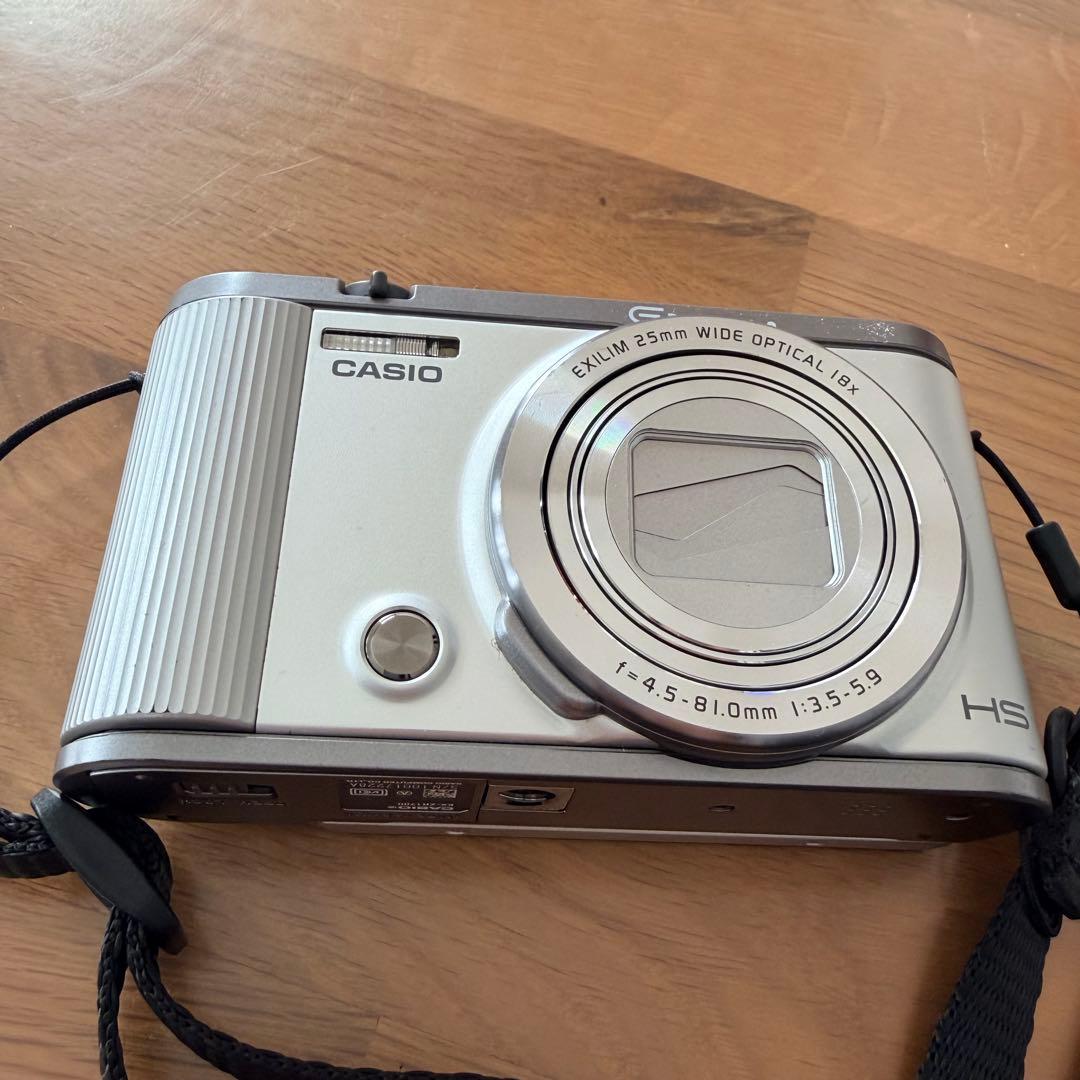 24時間以内発送！CASIO EXILIM EX-ZR1700 カシオ カメラ