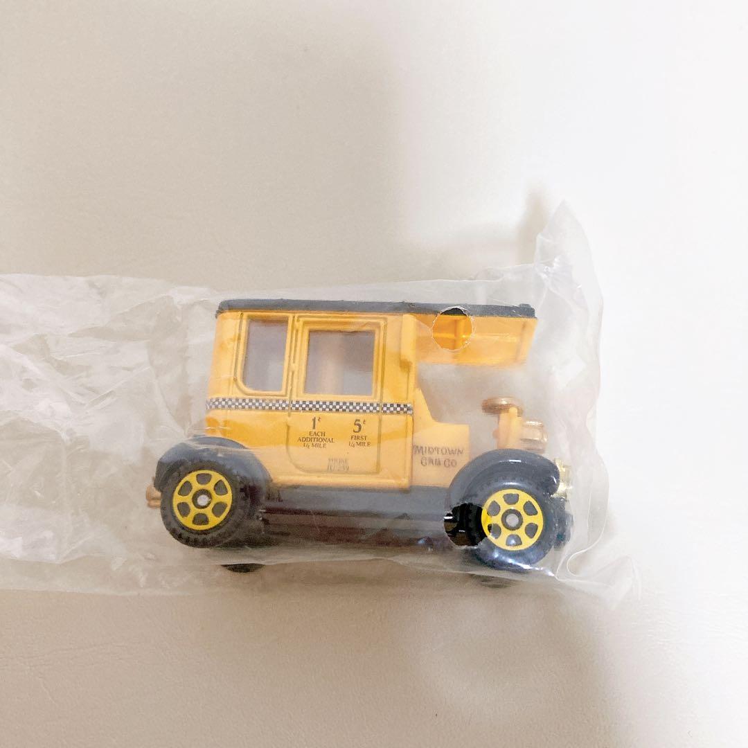 【レア】トミカ 東京ディズニーシー ディズニービークル ミッドタウンキャブ 廃盤