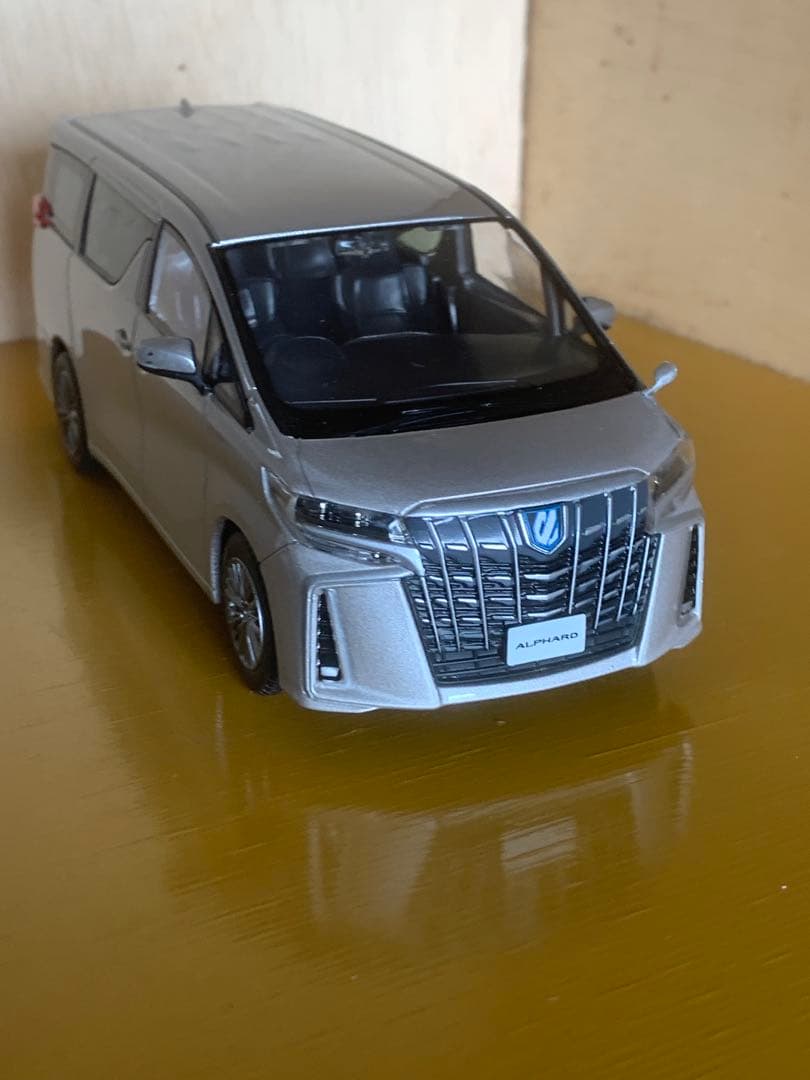 トヨタ ALPHARD