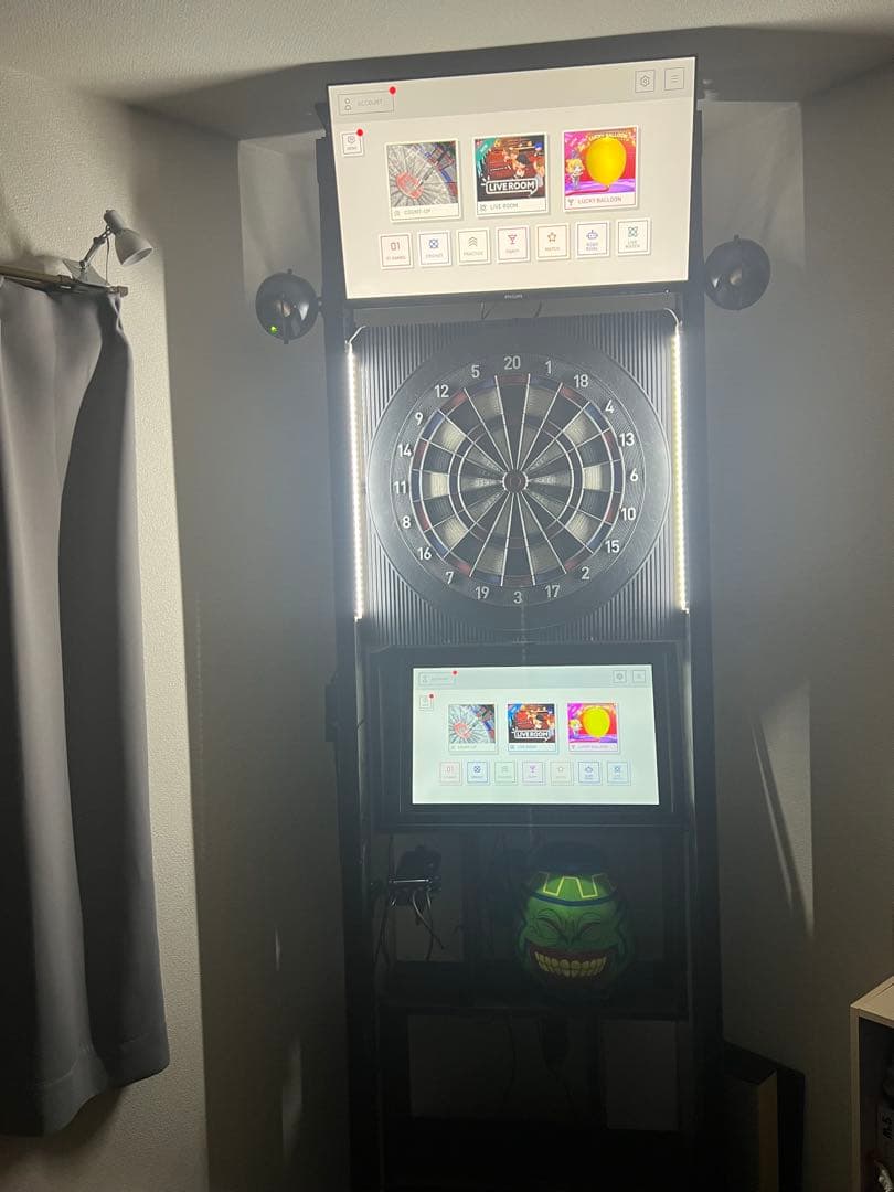 完全自作　ダーツボード台　こち