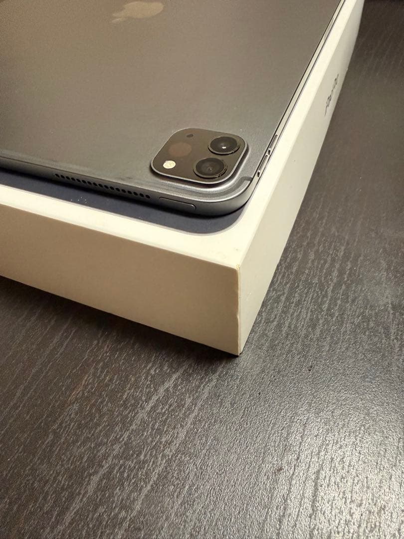 【あやちフィギュア販売 ］Apple iPad Pro 12.9インチ