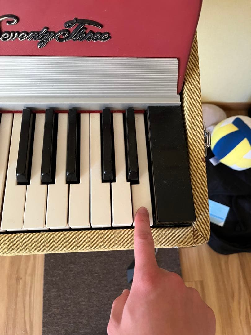 Rhodes Mk1 Stage 73鍵／1975年製