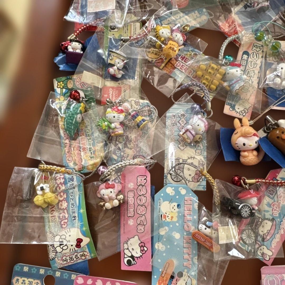 ご当地限定　ご当地キティ　ハローキティ ストラップセット 多数