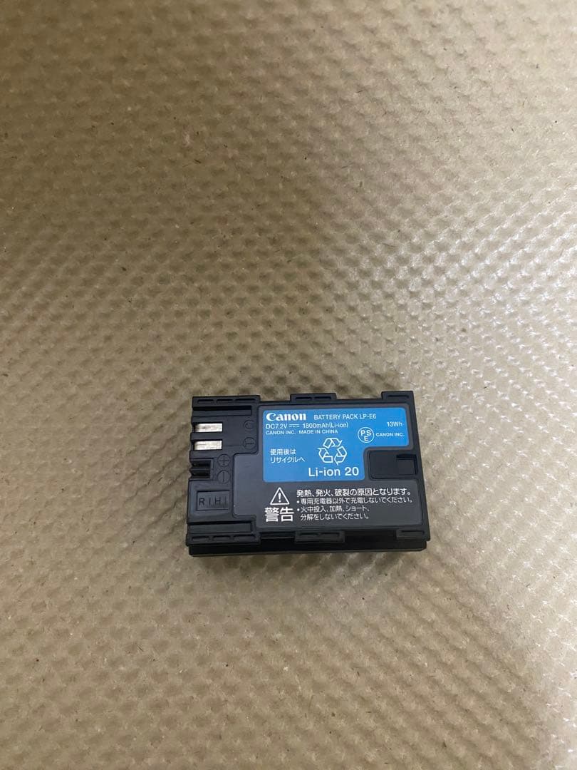 デジタルカメラ Canon EOS 70D EF-S 18-55 IS STM Kit