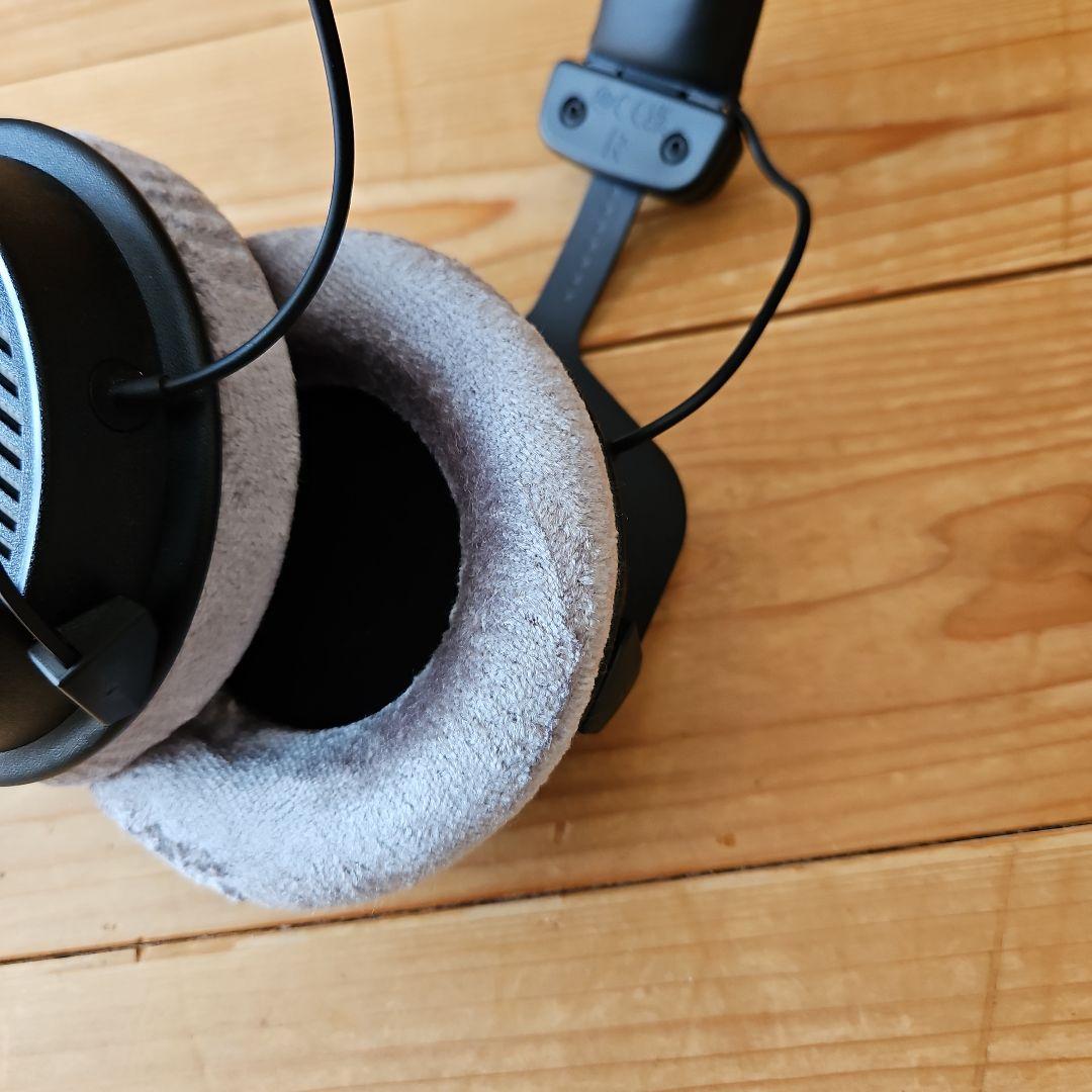 BEYERDYNAMIC DT990 PRO（250Ω)