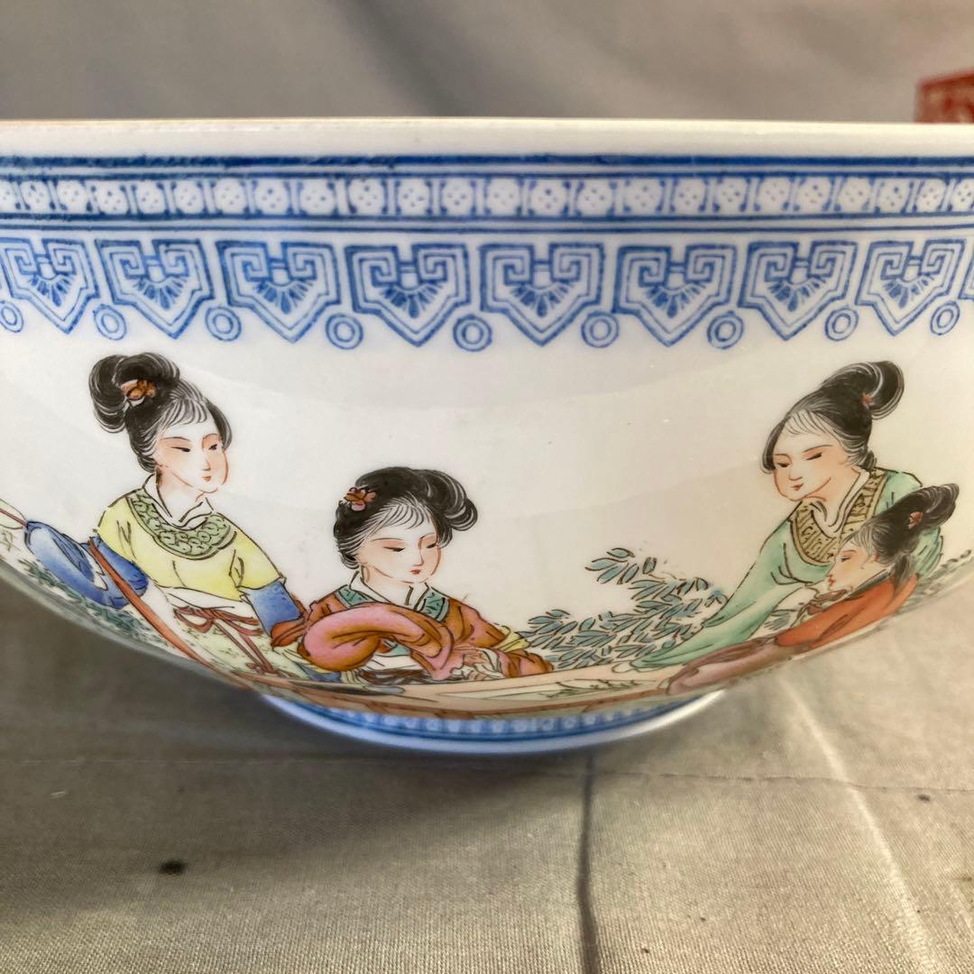 【景徳鎮製】景徳鎮の伝統　中国の名窯　乾隆年製　錦宮廷女官図　極薄胎　大鉢