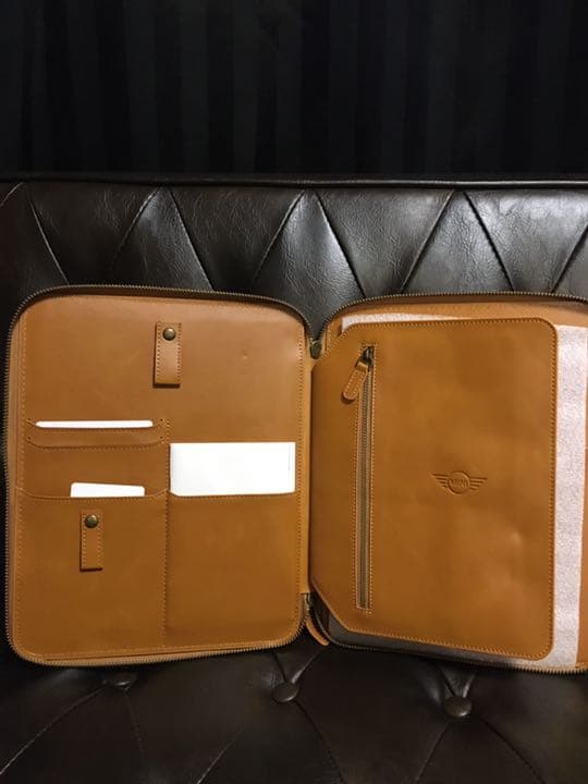 【新品未使用】MINI クラッチバッグ（セカンドバッグ）