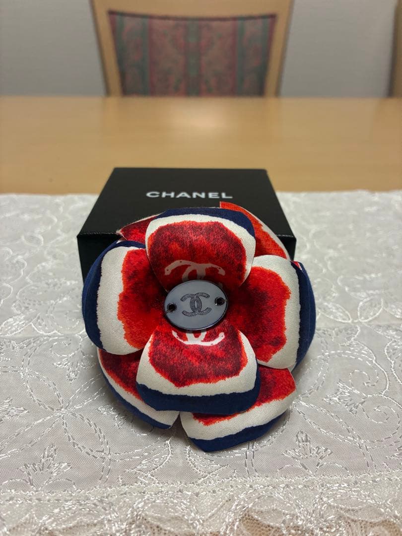 CHANEL 花型ブローチ コサージュ コットン ブローチ