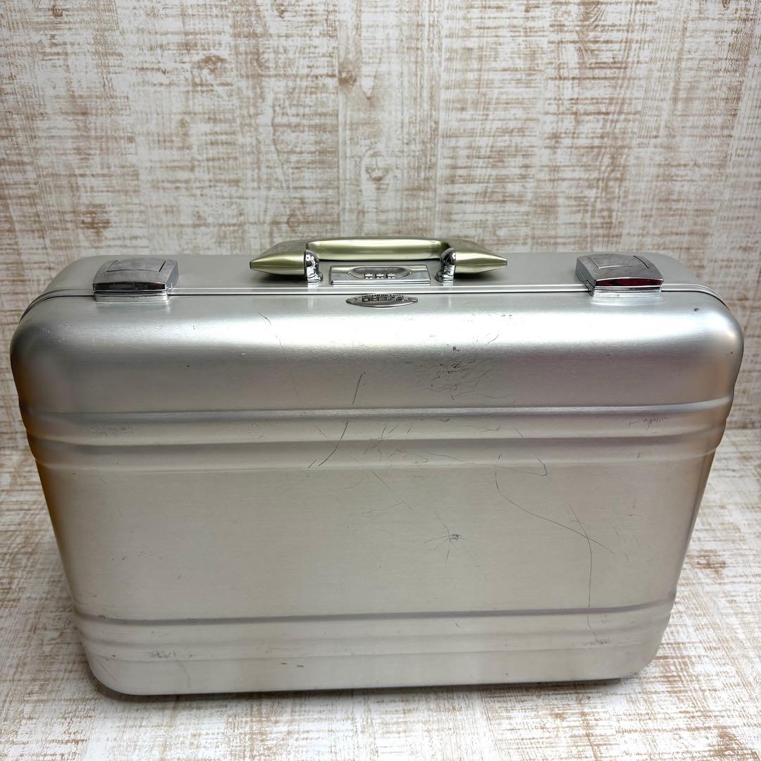 ゼロハリバートン　アルミアタッシュケース　E4-SI4elite