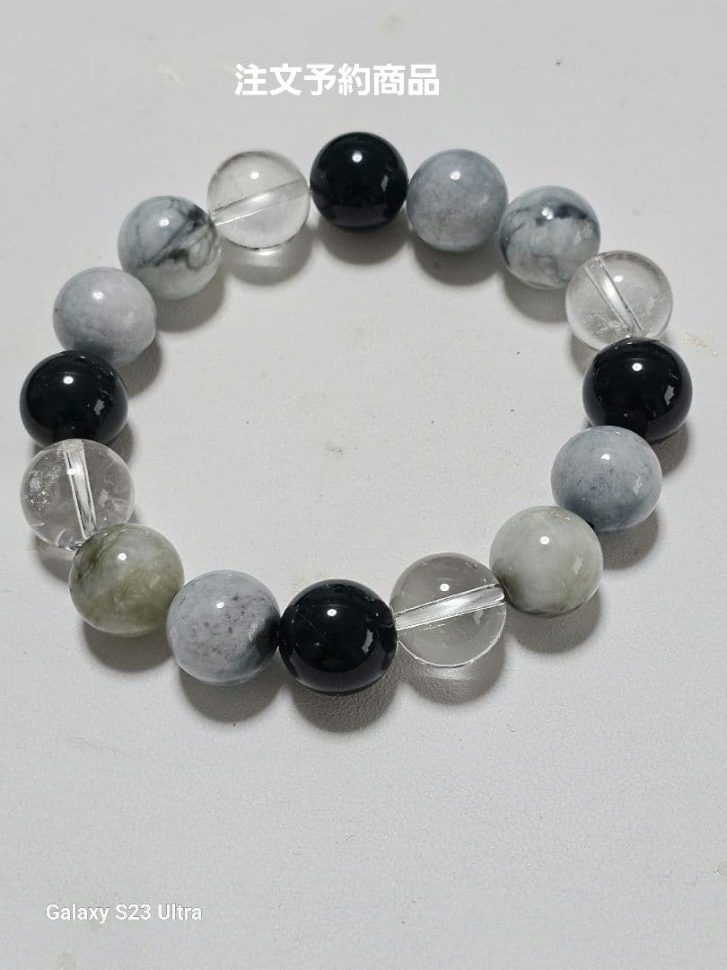 黒平、向山鉱山水晶と出雲瑪瑙碧玉と糸魚川翡翠 １２mmで組み立てました。