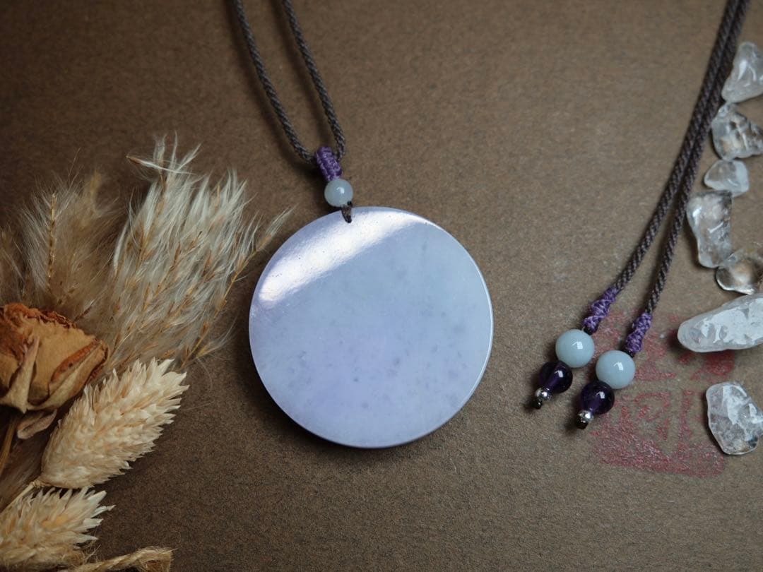 翡翠ひすい　(無事) マクラメ　ネックレス