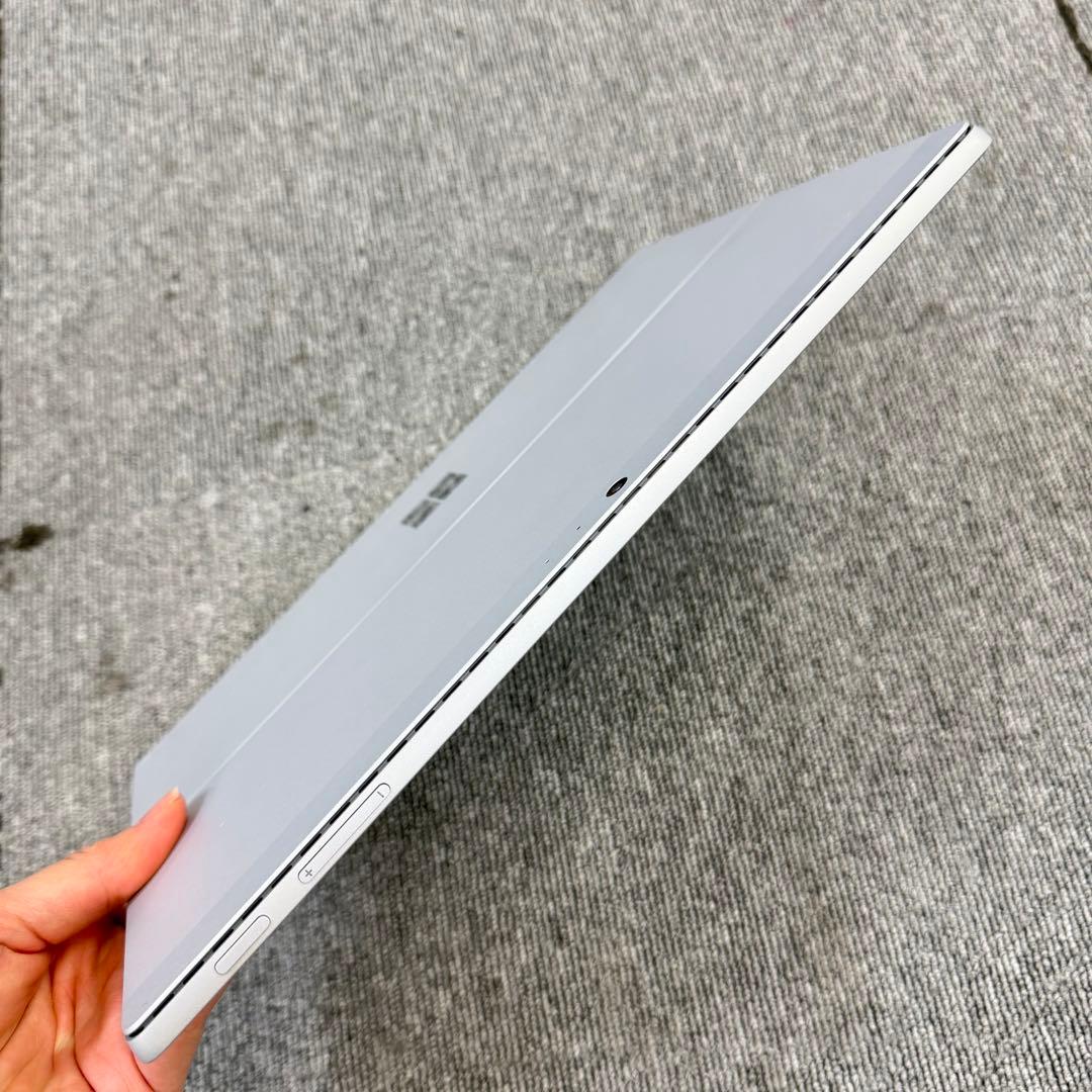「ほぼ未使用」Surface Pro 5 4GB / 128GB LTE