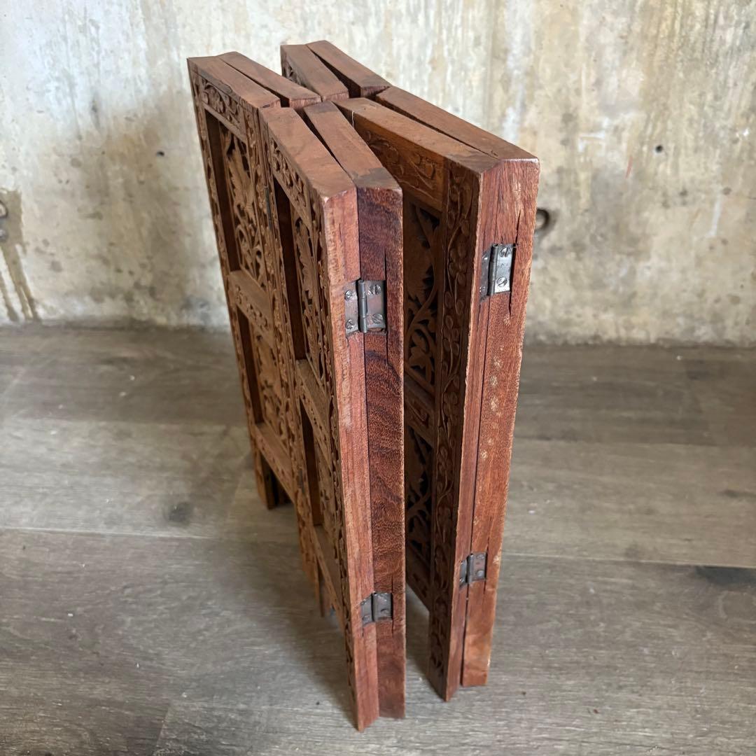 シーシャムウッド　彫刻テーブル　サイドテーブル　インド製　ヴィンテージ　①