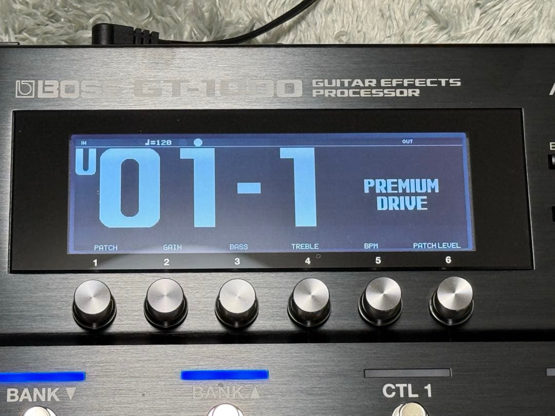 マ*)様 BOSS ボス GT-1000 マルチエフェクター 元箱あり