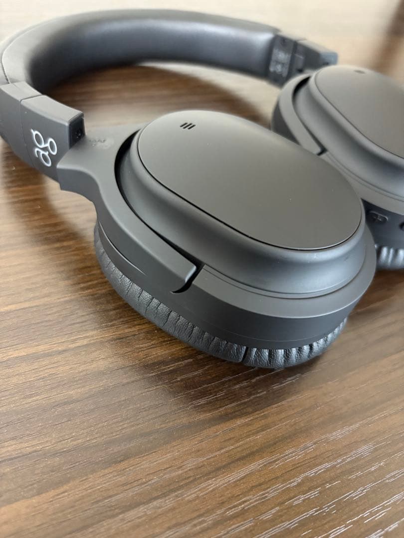 ag WHP01K ブラック ワイヤレスヘッドホン