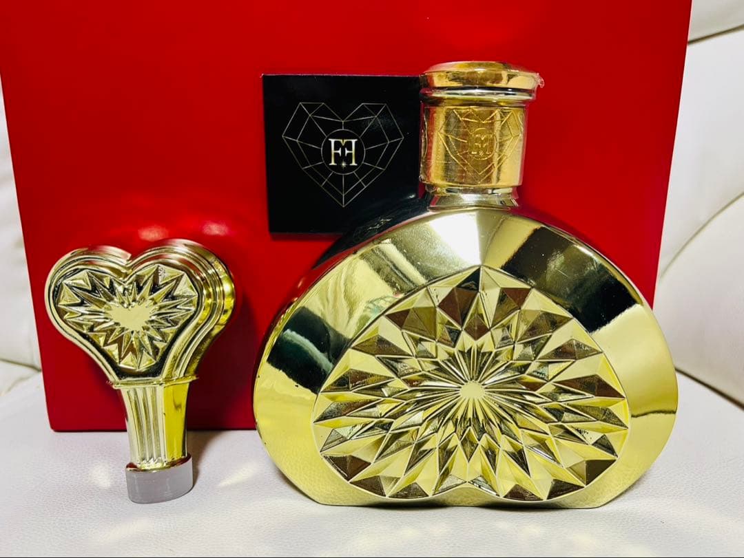 フォーチュンハート　ゴールド　クリスタルボトル 替栓・化粧箱付！未開封　国産品