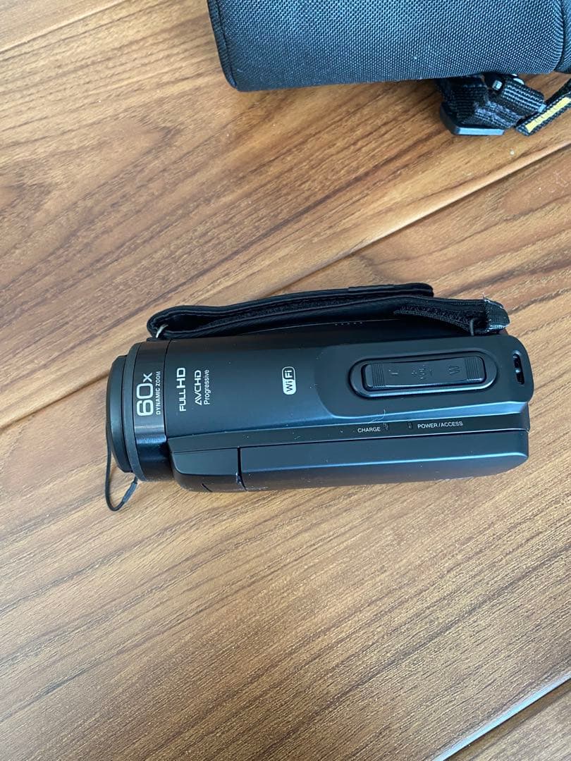 JVC EverioR GZ-RX680-B 本体