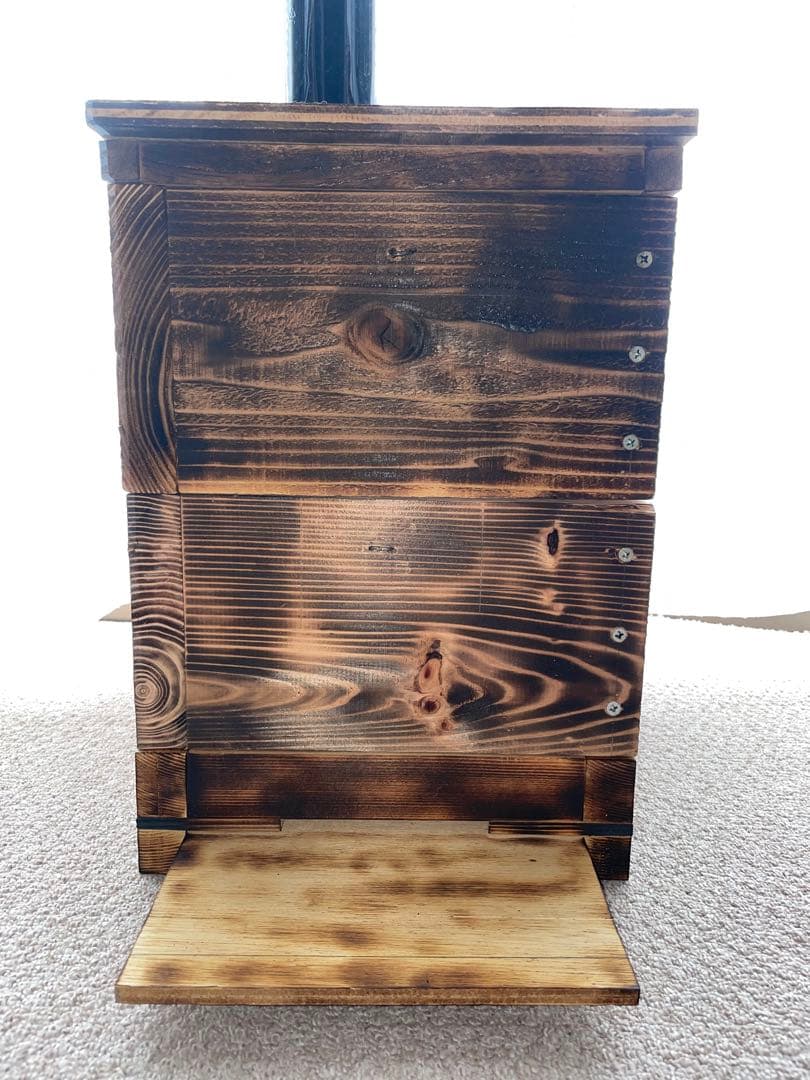 日本蜜蜂　巣箱