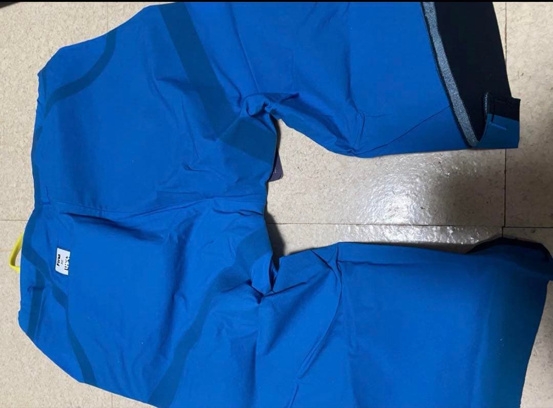 新品　アリーナ　アクアフォースインフィニティ