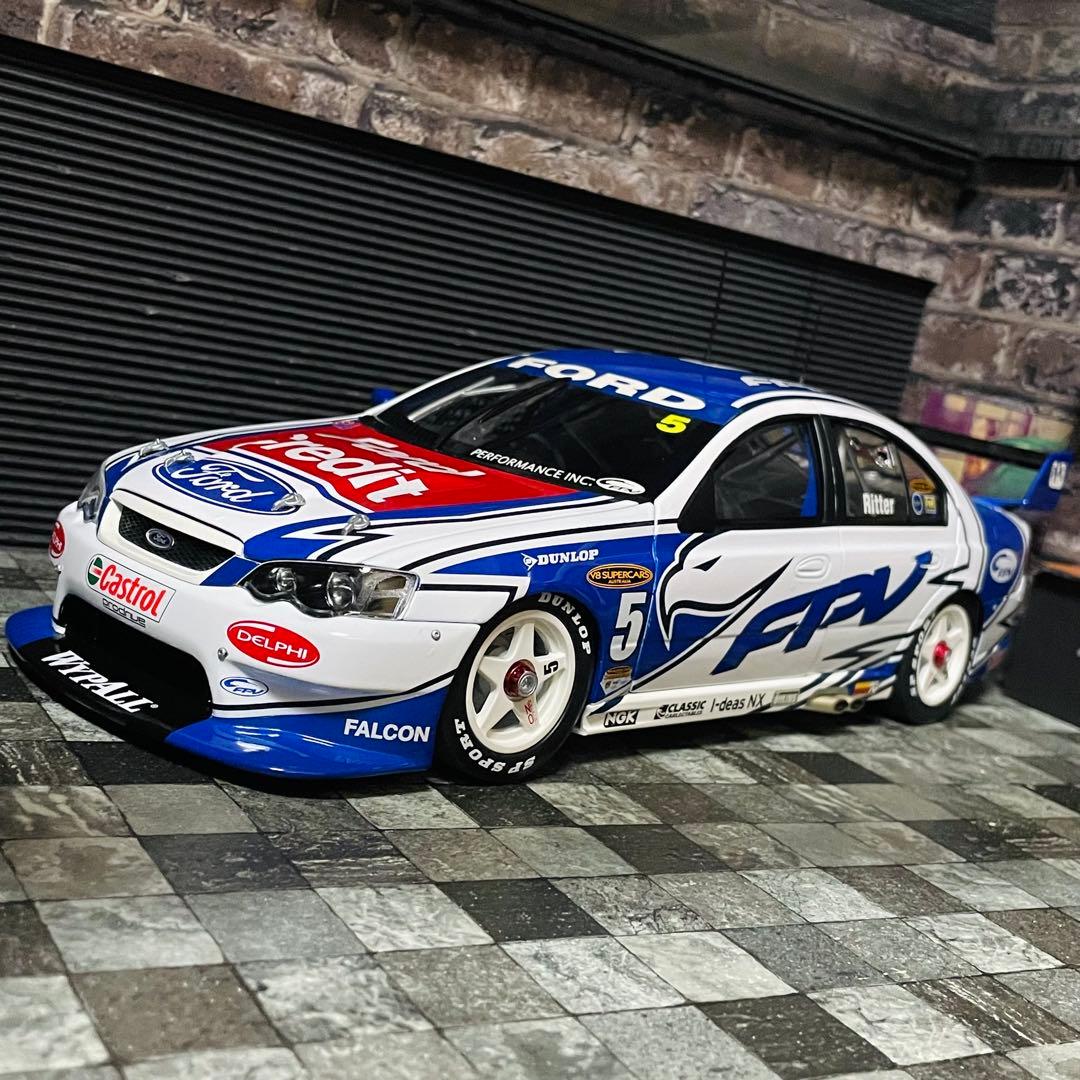 国内未入荷 750台限定 1/18 CC フォード BA ファルコン V8