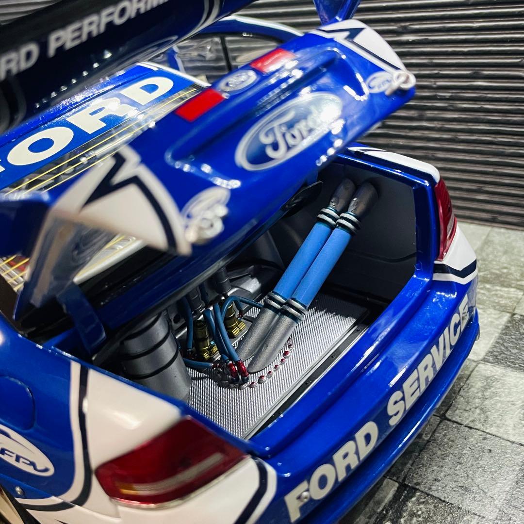 国内未入荷 750台限定 1/18 CC フォード BA ファルコン V8