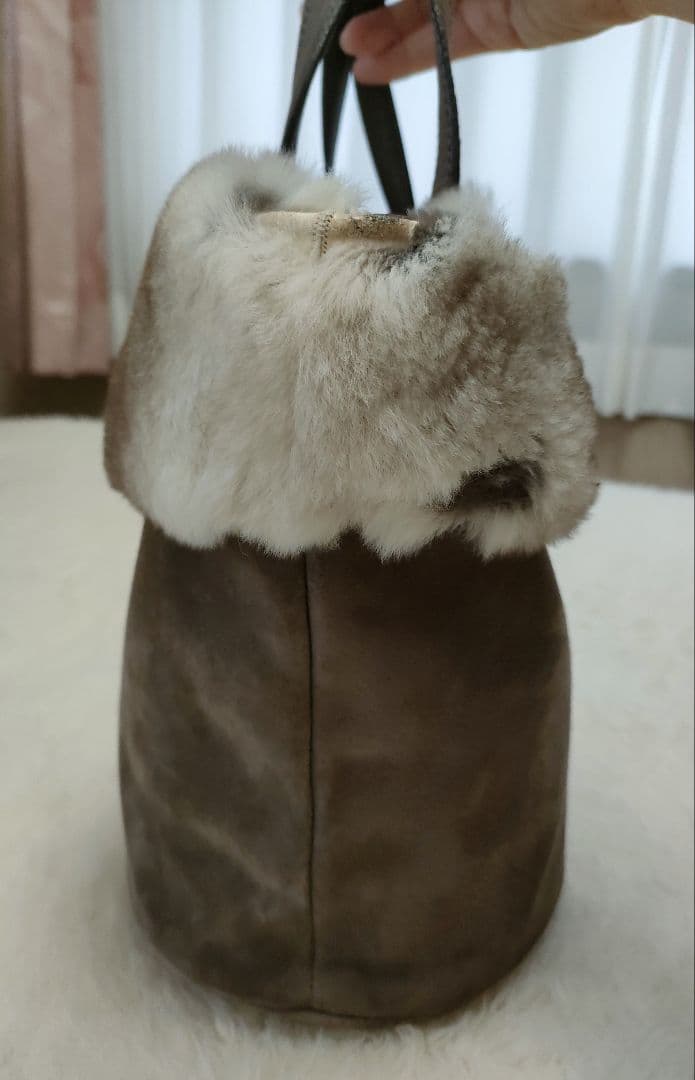 Salvatore Ferragamo ラビットファー×スウェード ハンドバッグ