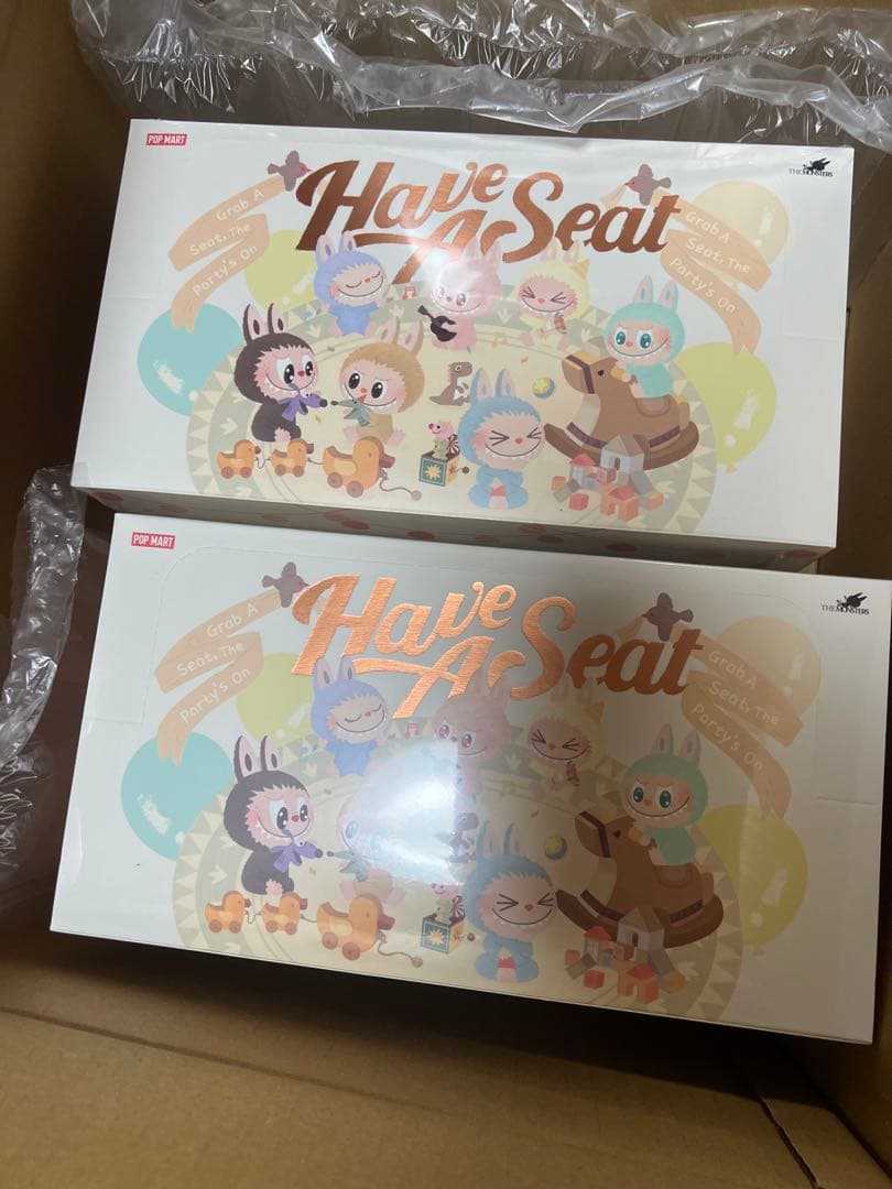 ポップマート LABUBU THE MONSTERS Have a Seat