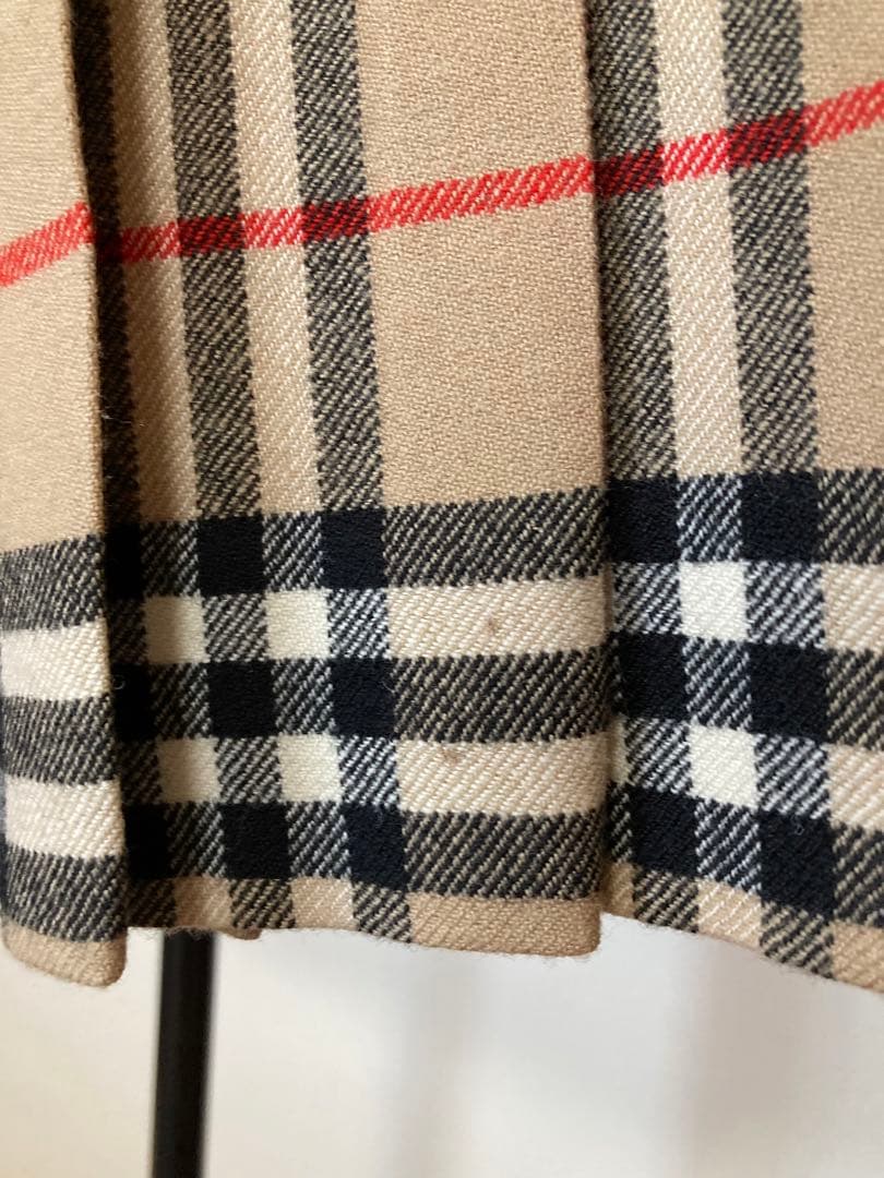 ②バーバリー・スカート丈61センチ・プリーツ・ノバチェック・Burberry