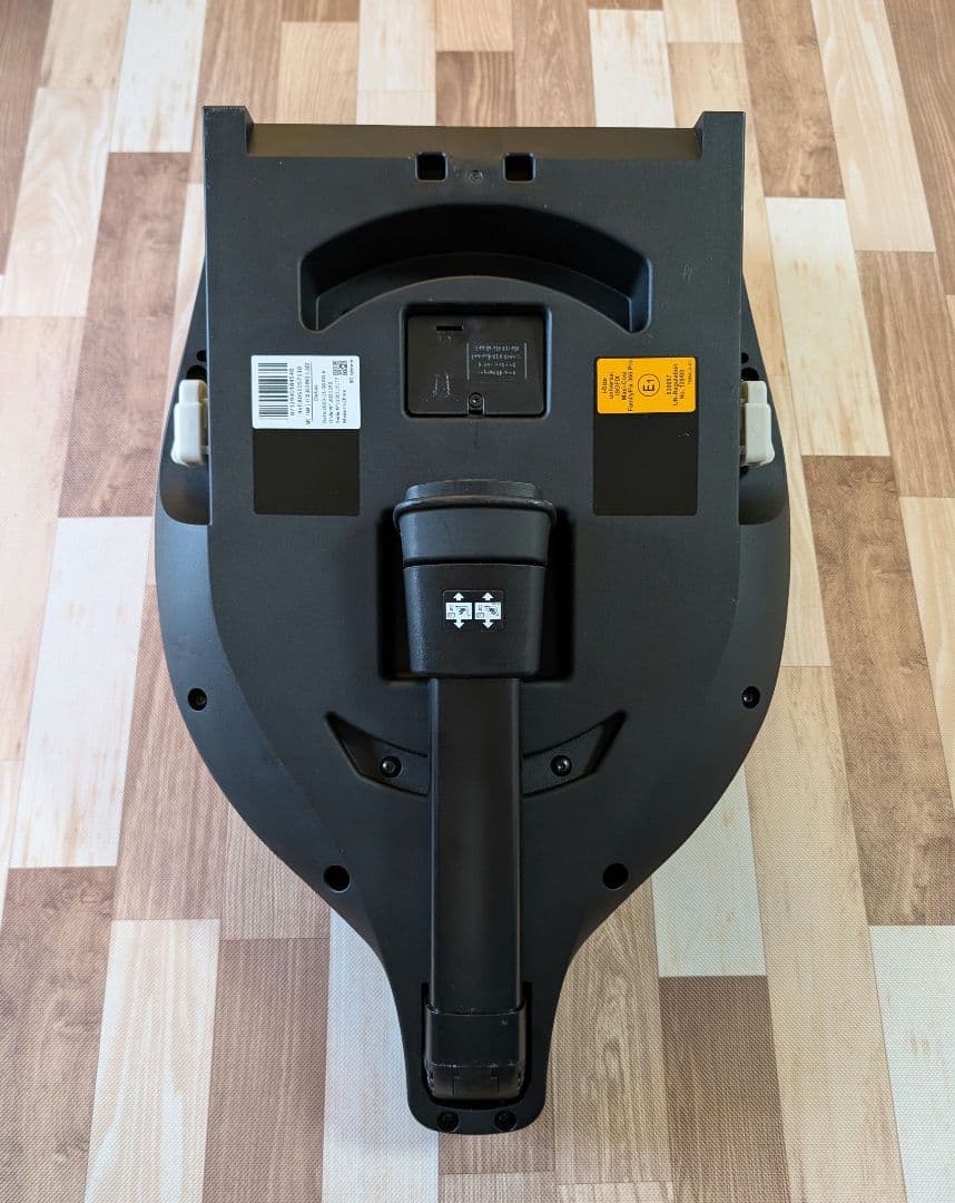 チャイルドシート Maxi-Cosi PEBBLE 360 ESSENTIAL BLACK