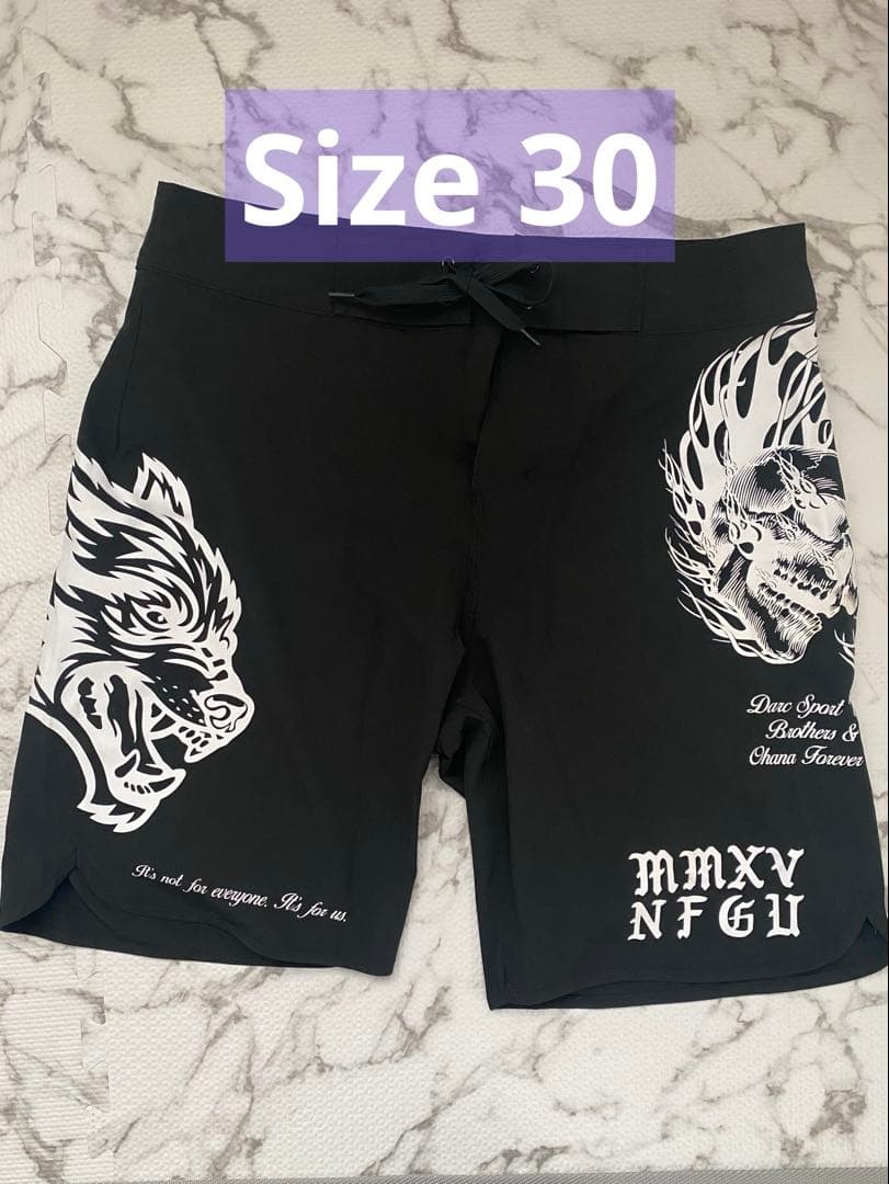 DARC SPORTS ショーツ　⭐︎美品☆