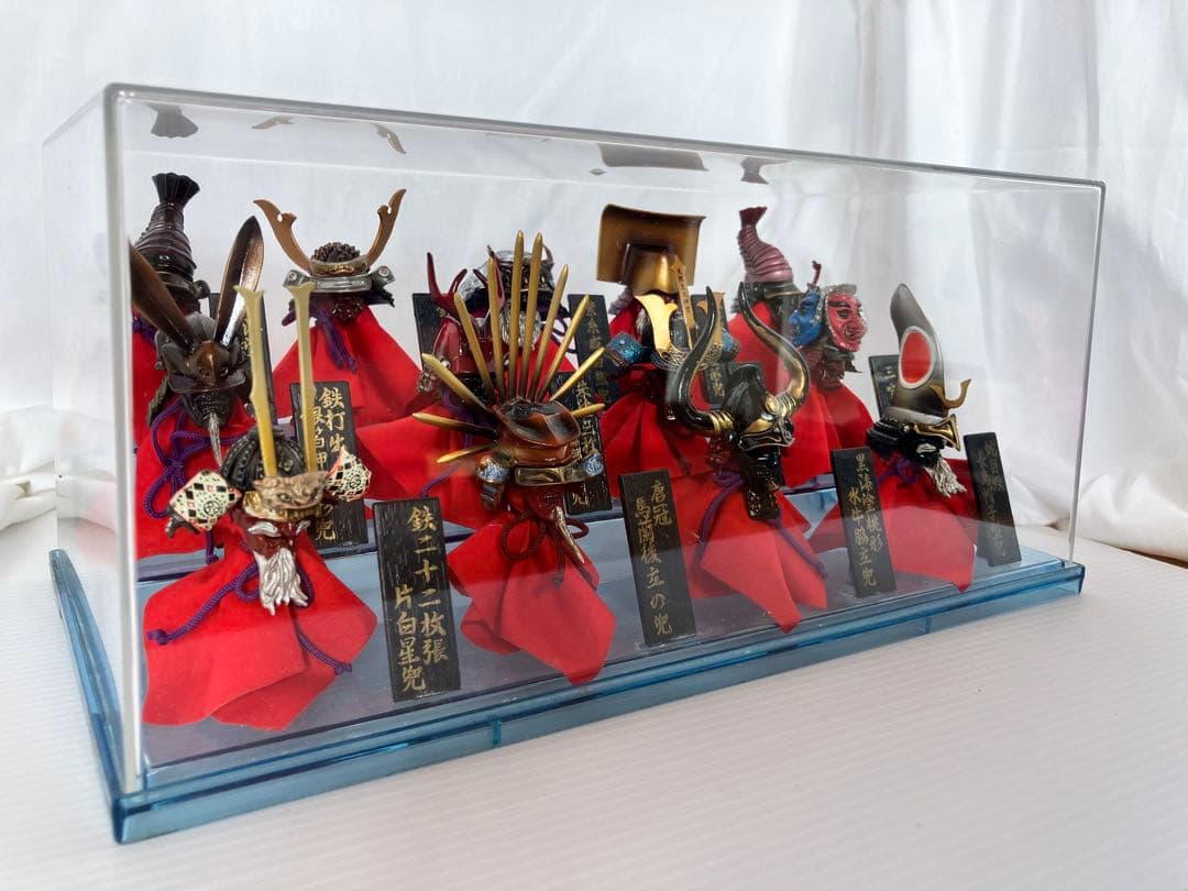 兜ミニチュアコレクション　戦国武将　武具　甲冑