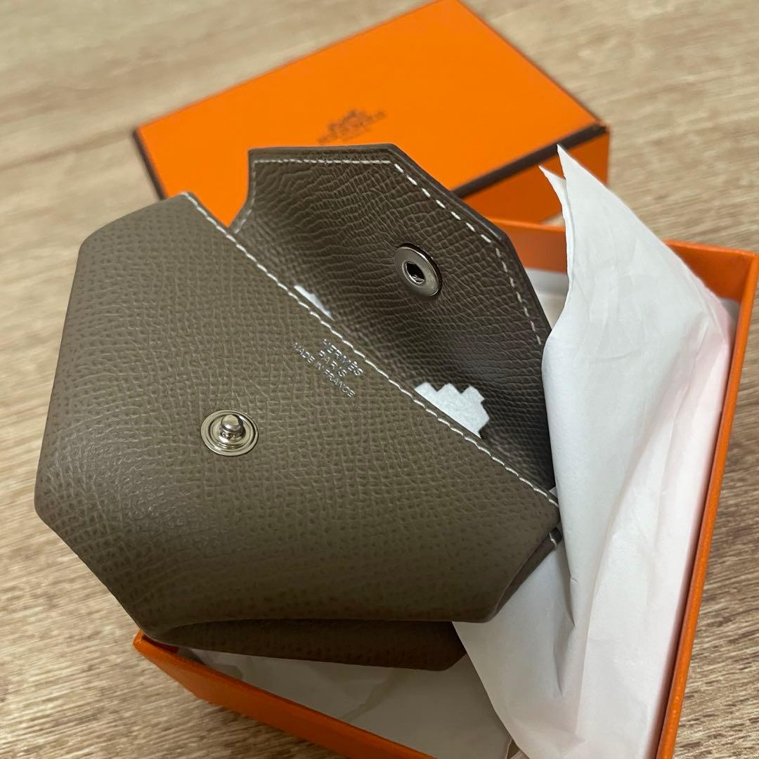 HERMES エルメス ルヴァンキャトル エトゥープ ケース 財布